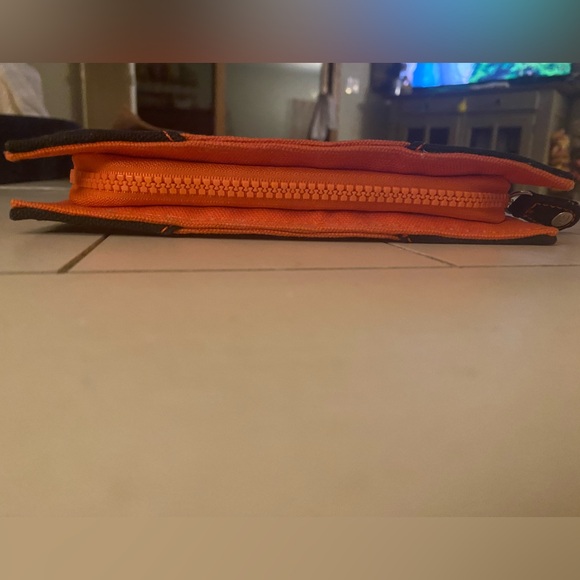 Izak Canvas Zip Tablet Case Sleeve Orange Pre-Owned - Picture 5 of 5